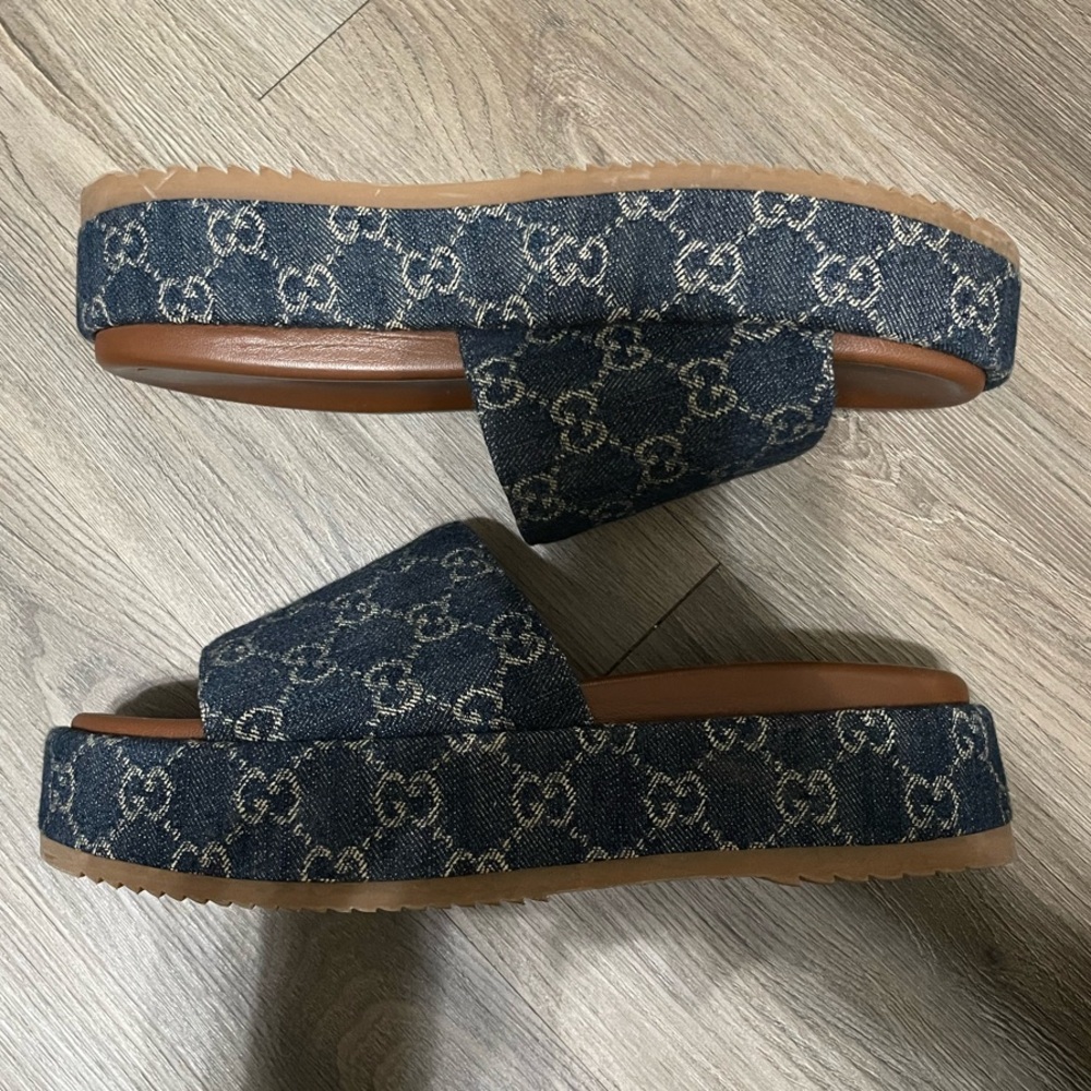 Gucci Blue Platform Shoes with Distinctive Pattern